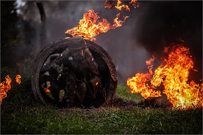 W ogniu hartuje się duch