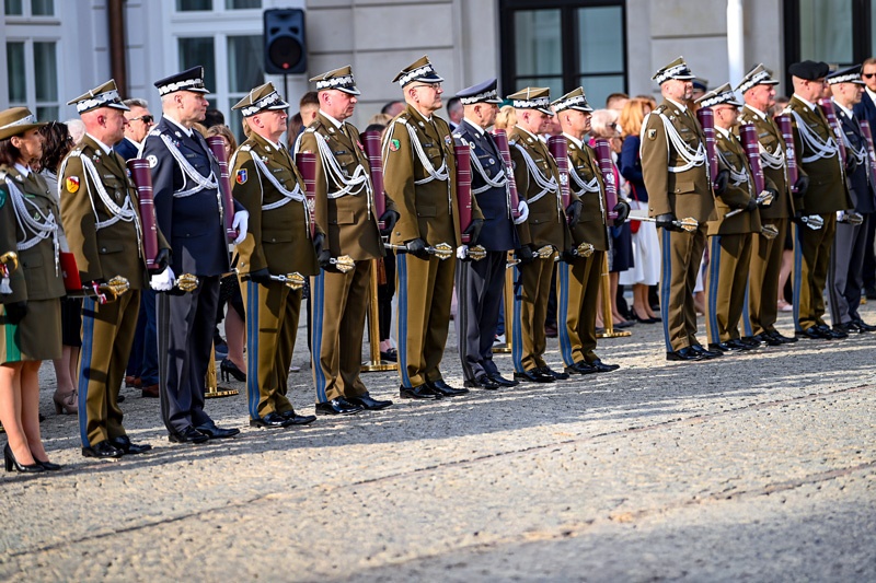 Prezydent wręczył awanse generalskie