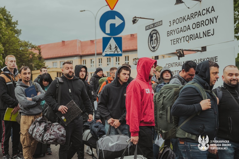 Z mundurem w sercu – ochotnicy z Podkarpacia rozpoczęli szkolenie w 3 PBOT