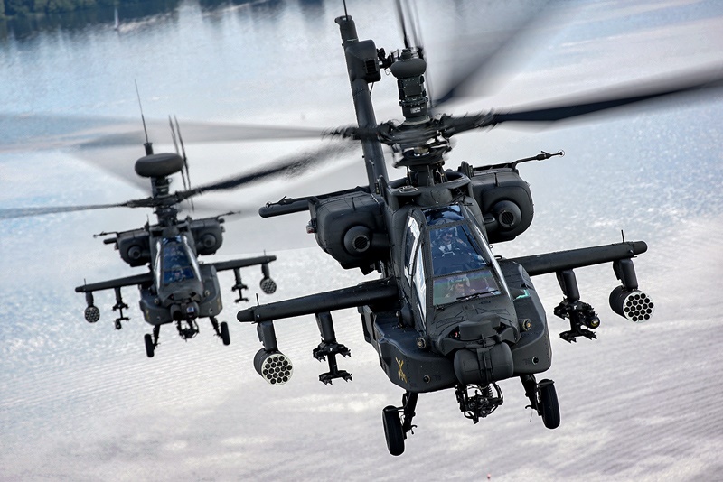 Apache’e nadlatują